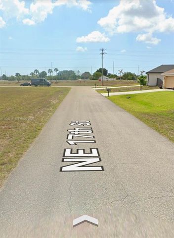 1623 NE 17th ST, Cape Coral, FL 33909