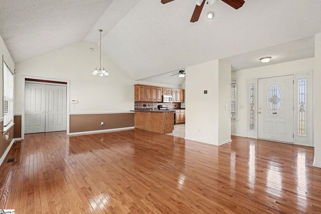 121 Bridgewater Road, Pickens, SC 29671