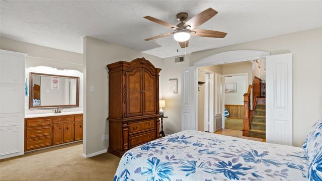 655 Davis Road, League City, TX 77573