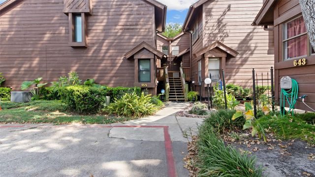 655 Davis Road, League City, TX 77573