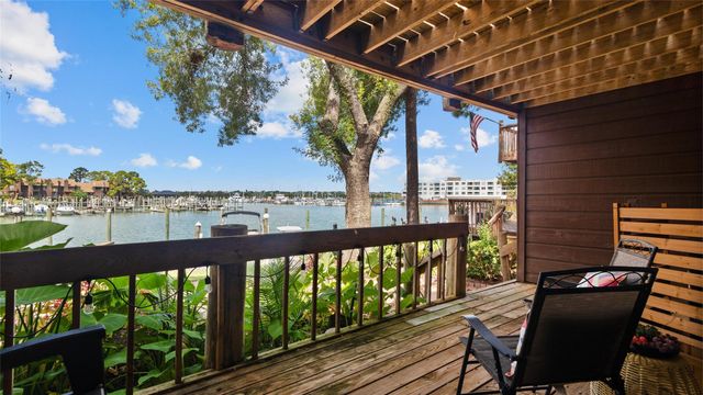 655 Davis Road, League City, TX 77573