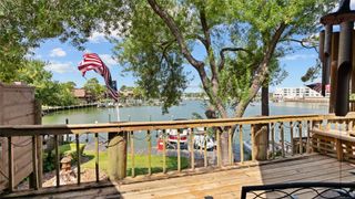 655 Davis Road, League City, TX 77573