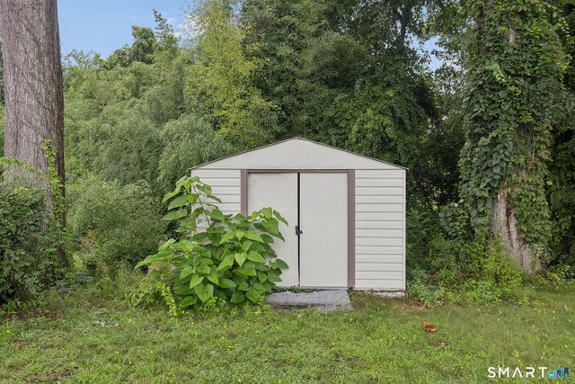 61 University Avenue, East Hartford, CT 06108