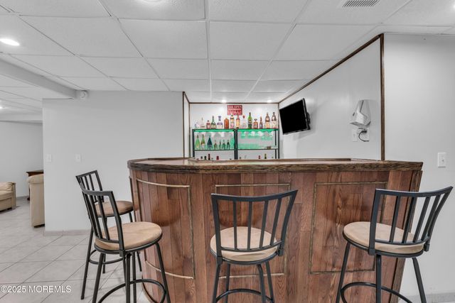 27 Stonehenge Court, Jackson, NJ 08527