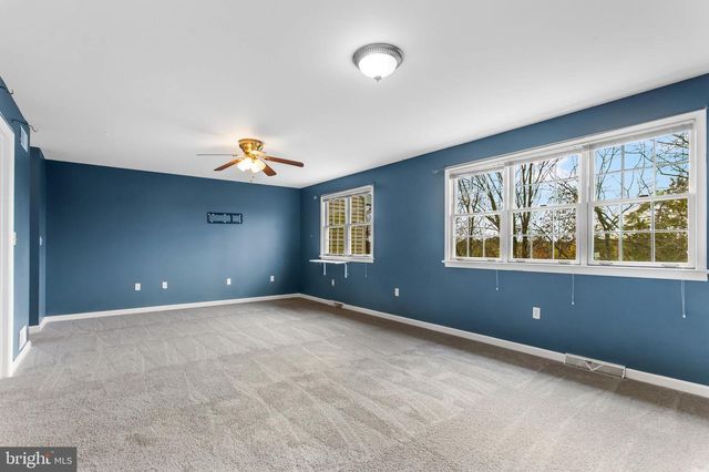 2644 GRANDVIEW PARK DR, York, PA 17408