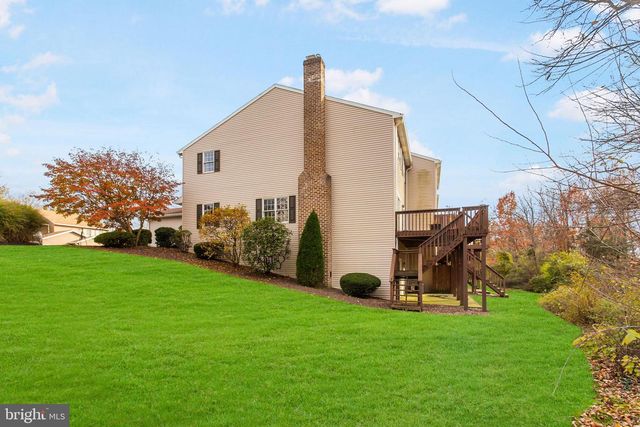 2644 GRANDVIEW PARK DR, York, PA 17408