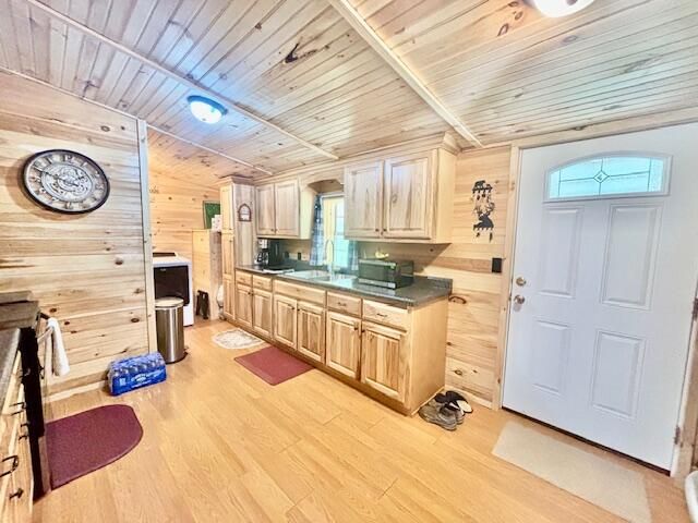 70 Spruce Pine Road, Woollum, KY 40906