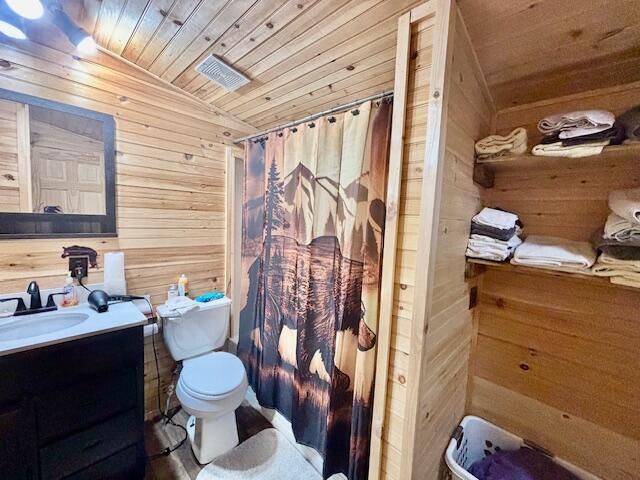 70 Spruce Pine Road, Woollum, KY 40906