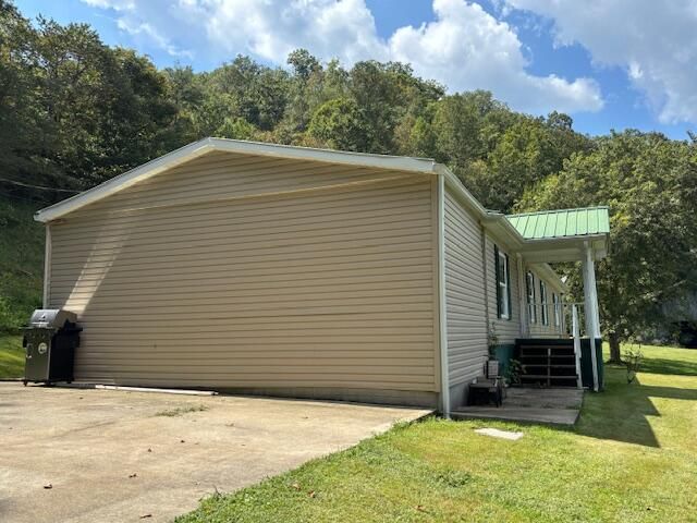 70 Spruce Pine Road, Woollum, KY 40906