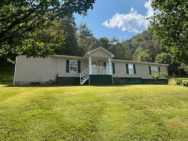 70 Spruce Pine Road, Woollum, KY 40906