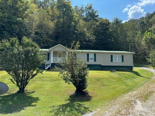 70 Spruce Pine Road, Woollum, KY 40906