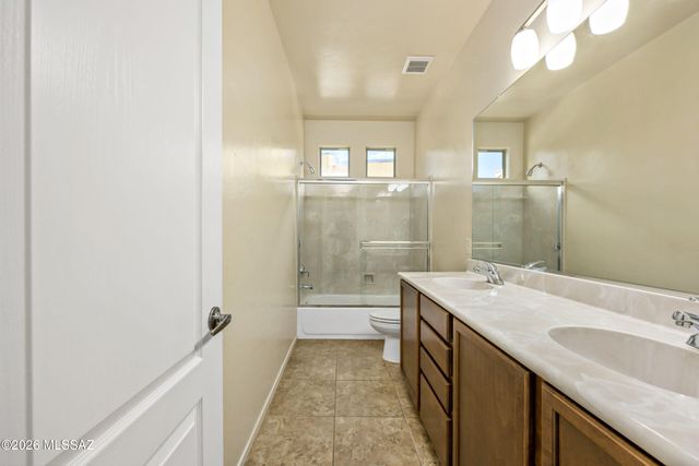 4261 N Golden Ridge Lane, Tucson, AZ 85718