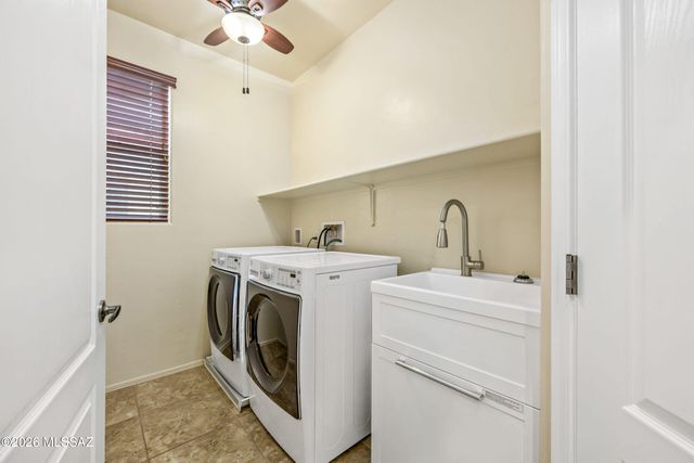 4261 N Golden Ridge Lane, Tucson, AZ 85718