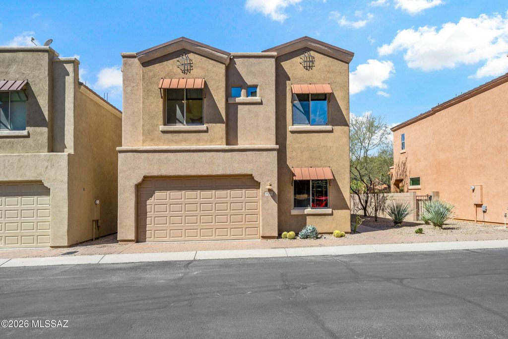 4261 N Golden Ridge Lane, Tucson, AZ 85718