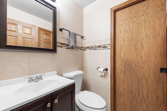8423 Hohman Avenue, Munster, IN 46321