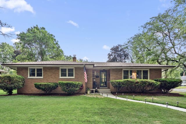 8423 Hohman Avenue, Munster, IN 46321