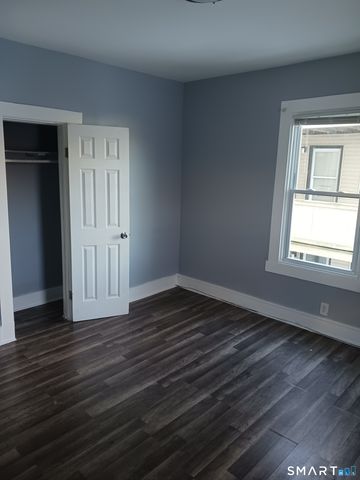 26 Crescent Street 4, Ansonia, CT 06401