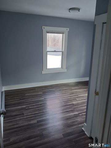 26 Crescent Street 4, Ansonia, CT 06401