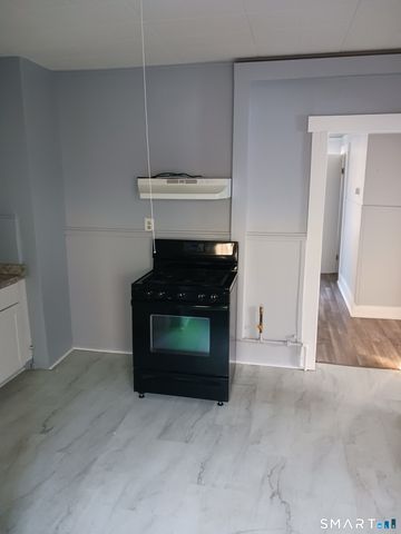 26 Crescent Street 4, Ansonia, CT 06401