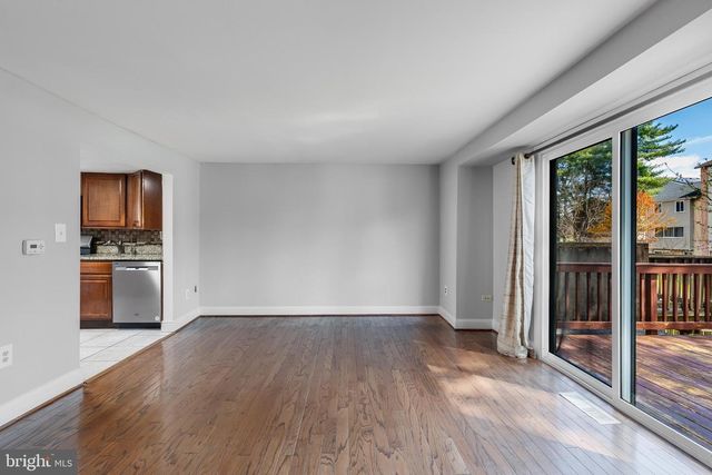9402 MERRYREST RD, Columbia, MD 21045