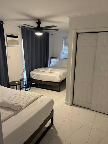 720 NE 17th Ct, Fort Lauderdale, FL 33305