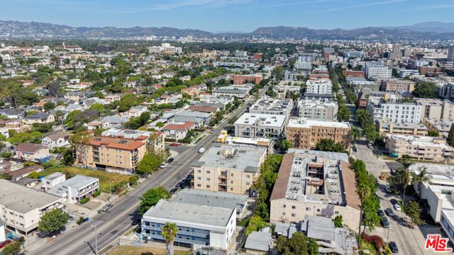956 S Wilton Place 203, Los Angeles, CA 90019