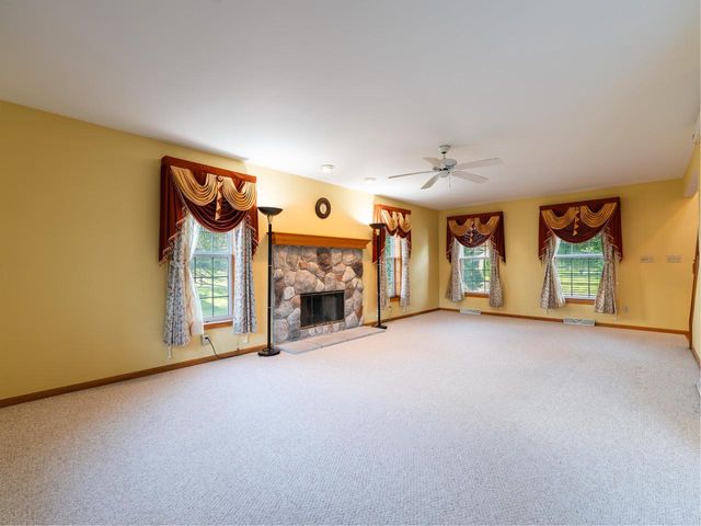 N113W19718 Jamestree ROAD, Germantown, WI 53022
