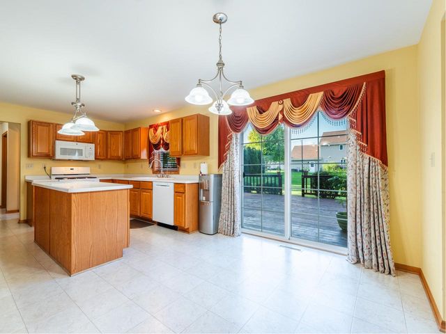 N113W19718 Jamestree ROAD, Germantown, WI 53022