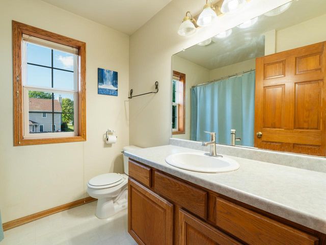 N113W19718 Jamestree ROAD, Germantown, WI 53022