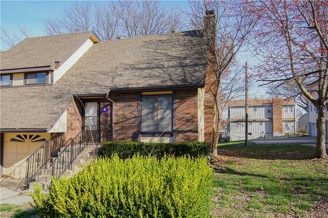 1322 W 24th Street S, Independence, MO 64052