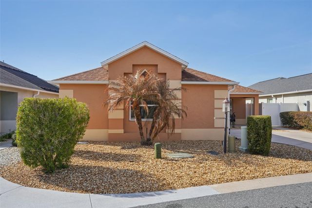 1052 BECKER AVENUE, The Villages, FL 32163