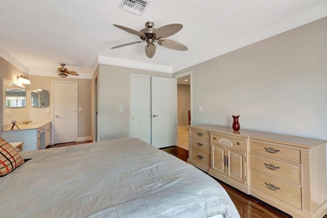 2321 Croton Lane 100-D, Delray Beach, FL 33445