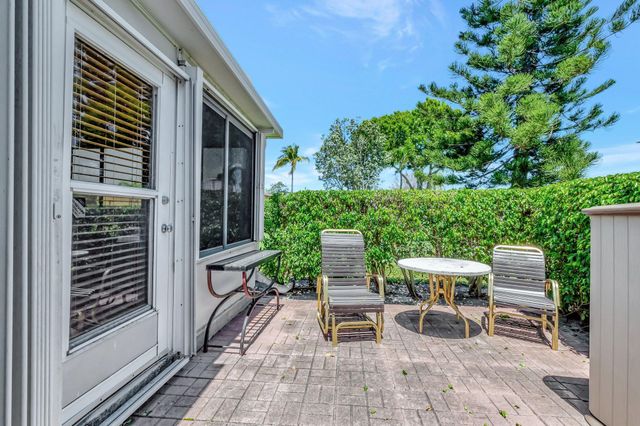 2321 Croton Lane 100-D, Delray Beach, FL 33445