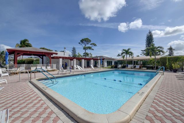 2321 Croton Lane 100-D, Delray Beach, FL 33445