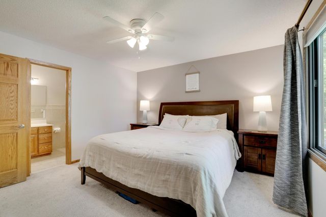 1980 Timber Wolf Trail N, Eagan, MN 55122