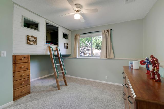 1980 Timber Wolf Trail N, Eagan, MN 55122
