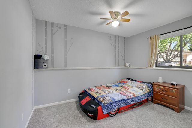 1980 Timber Wolf Trail N, Eagan, MN 55122