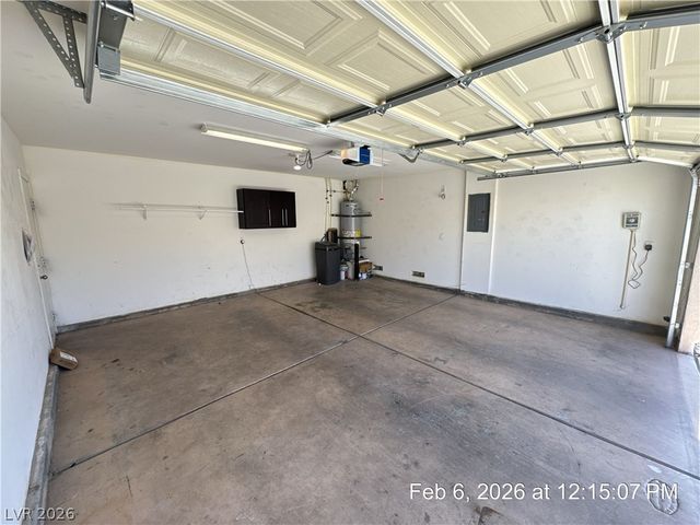 10006 Mardagen Street, Las Vegas, NV 89183