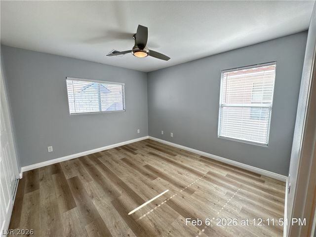 10006 Mardagen Street, Las Vegas, NV 89183