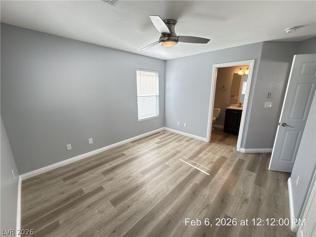 10006 Mardagen Street, Las Vegas, NV 89183