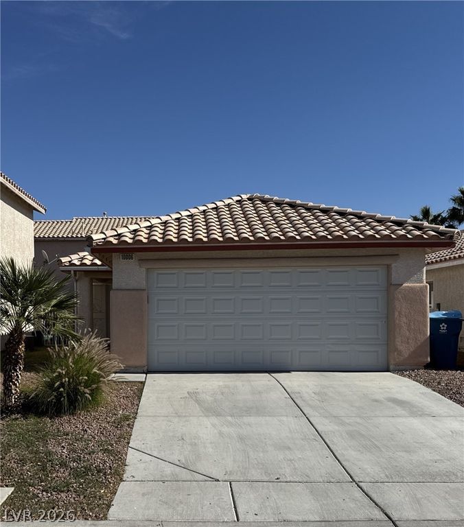 10006 Mardagen Street, Las Vegas, NV 89183