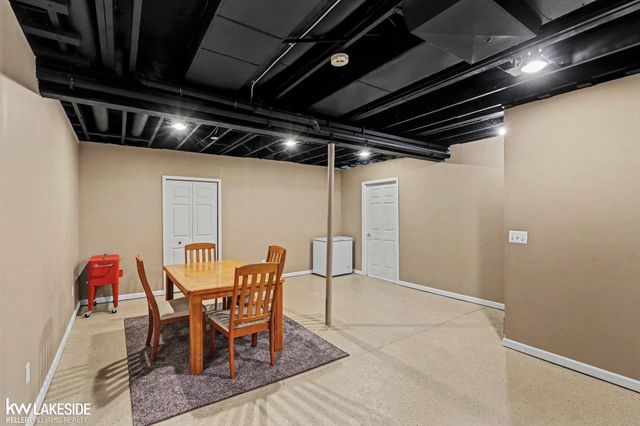 57240 Covington Drive, Washington, MI 48094