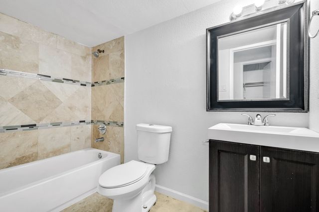 5344 Knox Drive, The Colony, TX 75056