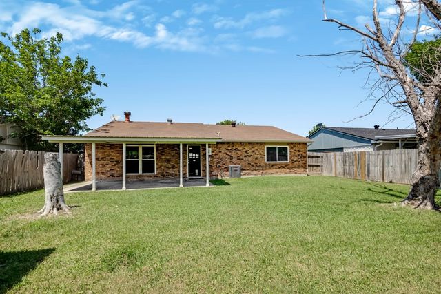 5344 Knox Drive, The Colony, TX 75056