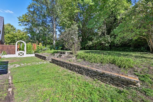 30 Burdsall Avenue, Fort Mitchell, KY 41017