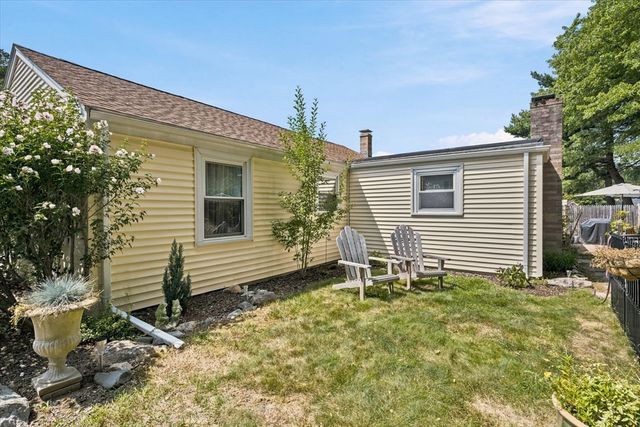 45 Old Country Way, Weymouth, MA 02188