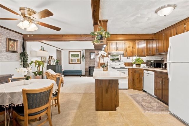 45 Old Country Way, Weymouth, MA 02188