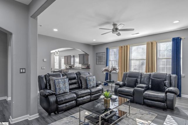 23 Slow Creek Drive, Simpsonville, SC 29681