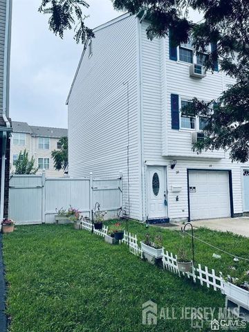 39 Larch Street, Carteret, NJ 07008