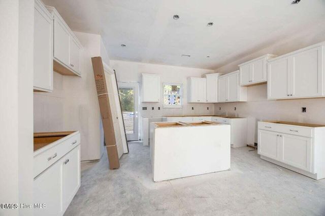 2368 Zion Hill Road SE, Bolivia, NC 28422